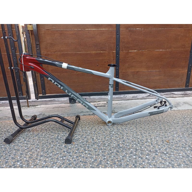 frame MtB polygon xtrada 5 new terbaru