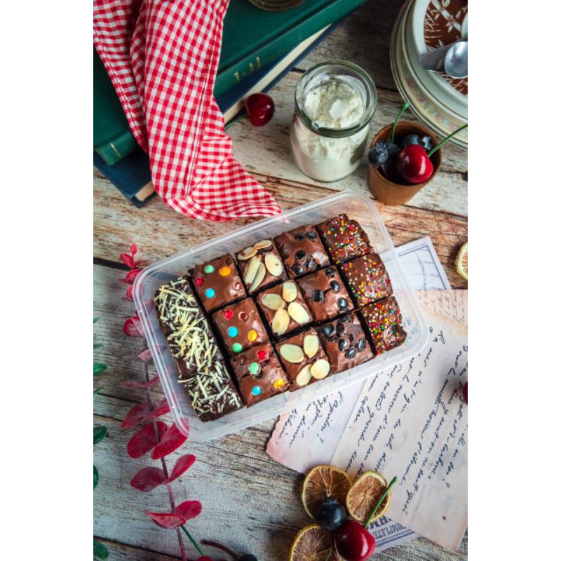 

Brownies Chokelat Panggang Nggak Bikin Eneg(Small)