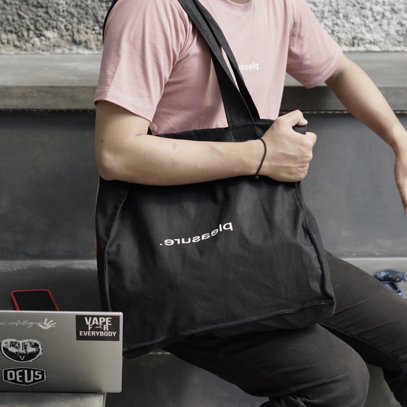 TOTEBAG BLACK MIRROR LOGO