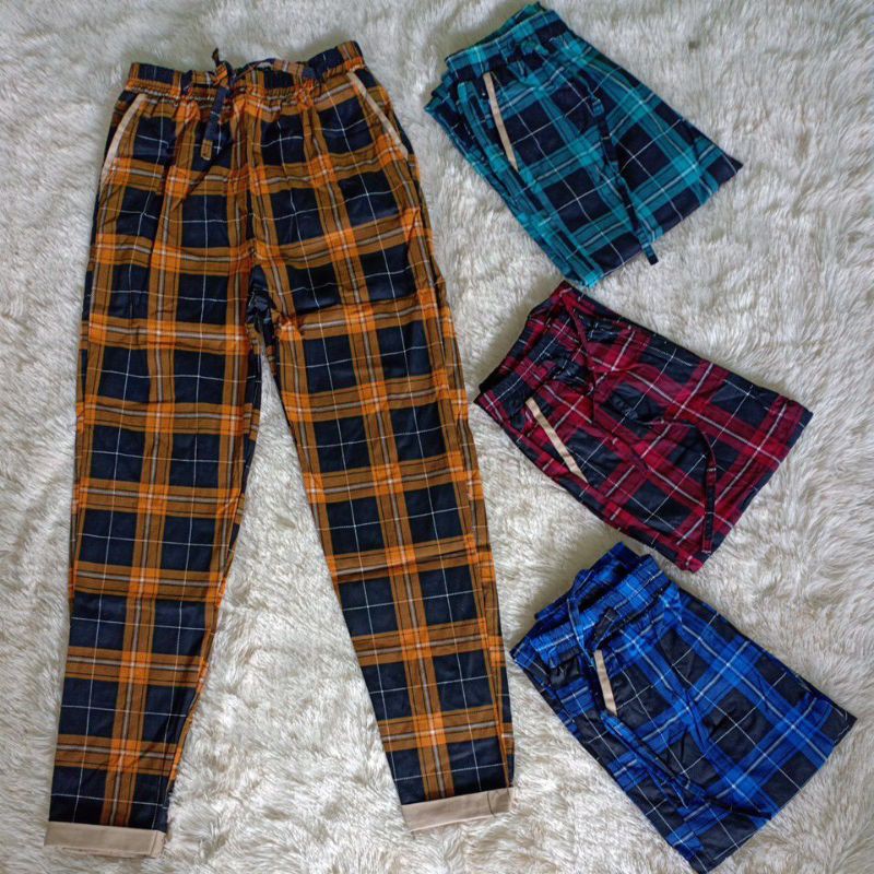 BAGGY PANTS KOTAK ANAK(8--9 THN