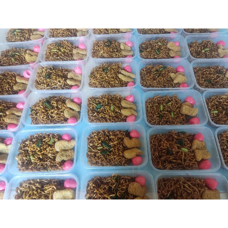 

Mie goreng ulang tahun paket komplit