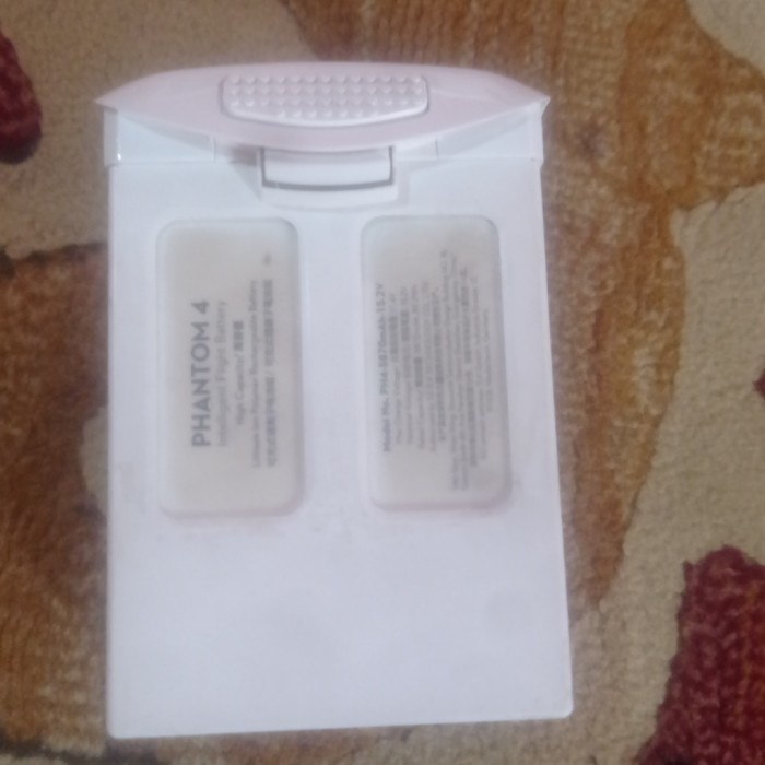 baterai phantom 4 pro