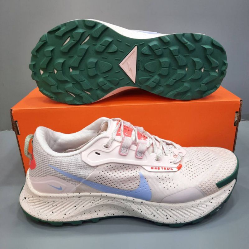 NIKE PEGASUS TRAIL 3