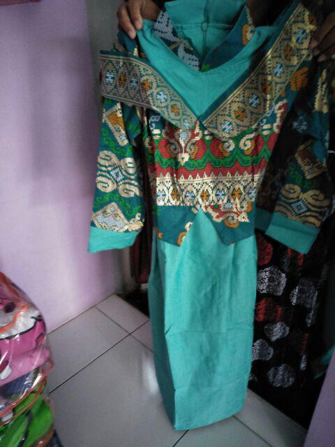 Wou Batik Belvania Family Batik Couple Maura Couple - Sania Ruffle Batik Couple Ori Ndoro - Kg029