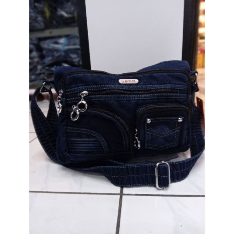 Tas slempang wanita bahan jeans denim ori Garnet