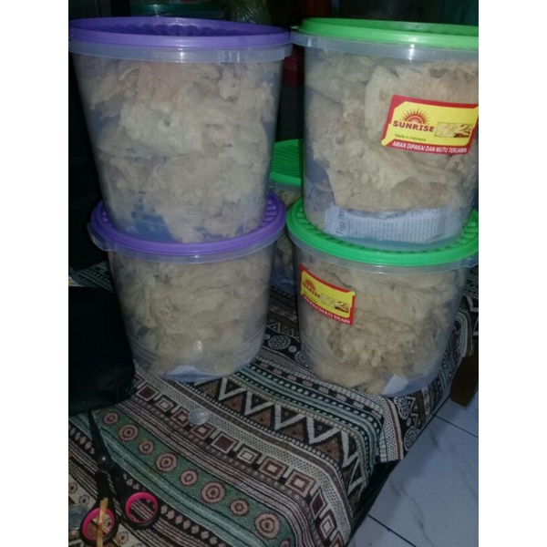 

Peyek Toping Kacang Tanah daun jeruk hadi'74