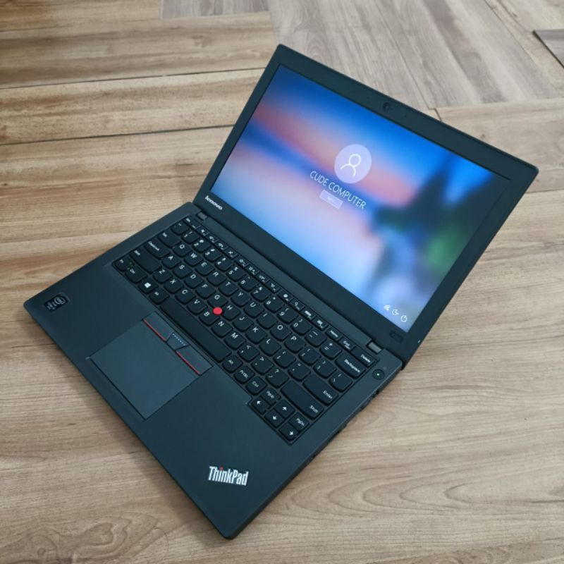 core i7 gen5 / ram 8gb / ssd 240gb / X250 Lenovo ThinkPad / ultrabook