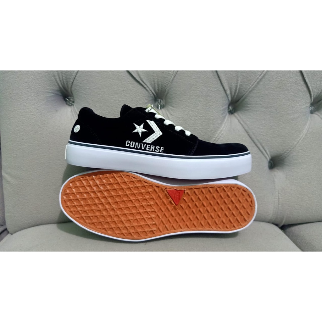 Sepatu Converse / Sneakers Trendy / Sepatu Cewek Cowok Original