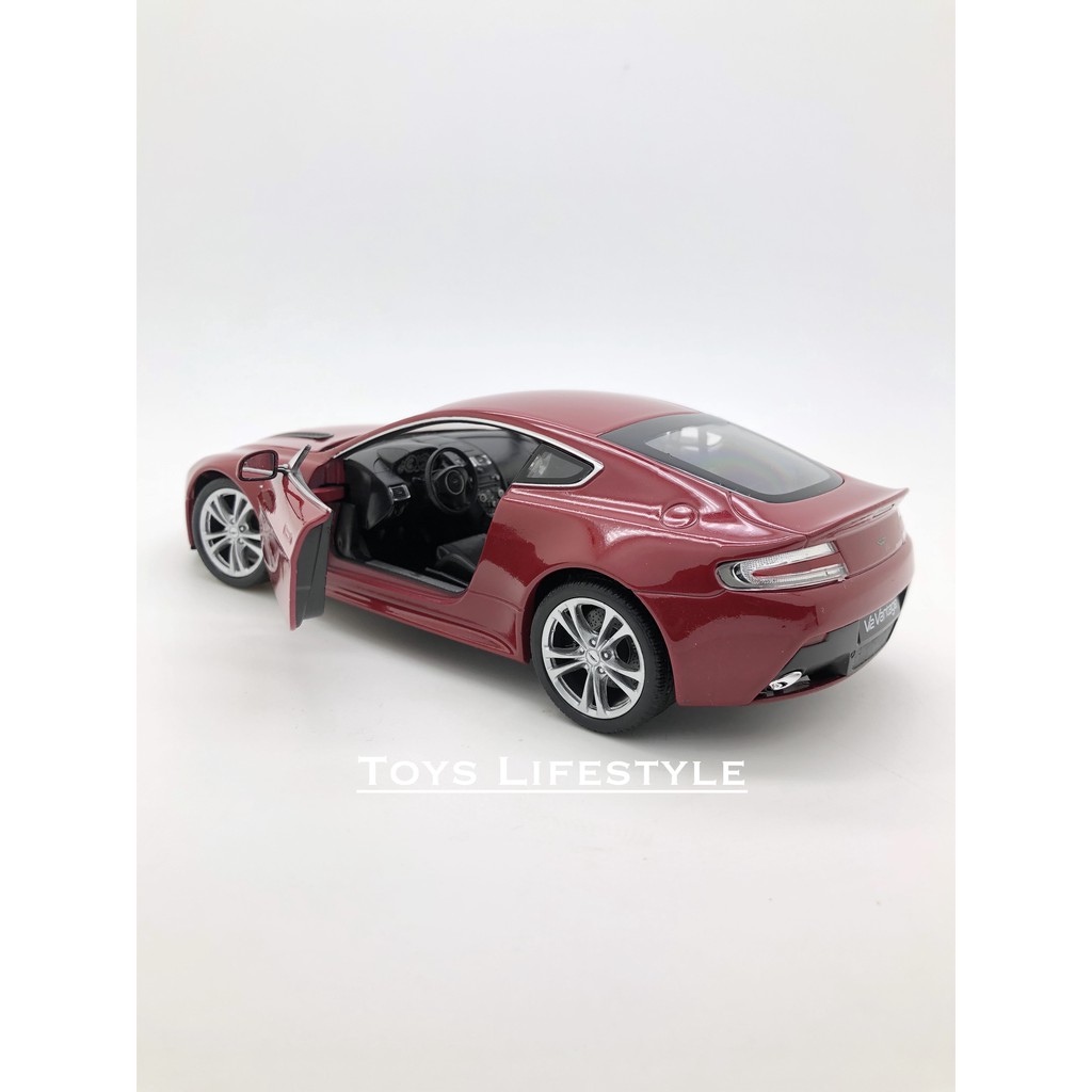 Welly Diecast - Aston Martin V12 Vantage (Merah)