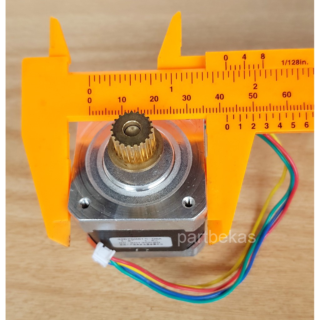Nema 17 stepping stepper motor 1.8deg 1.5a bipolar Model 42BYGH615-08A