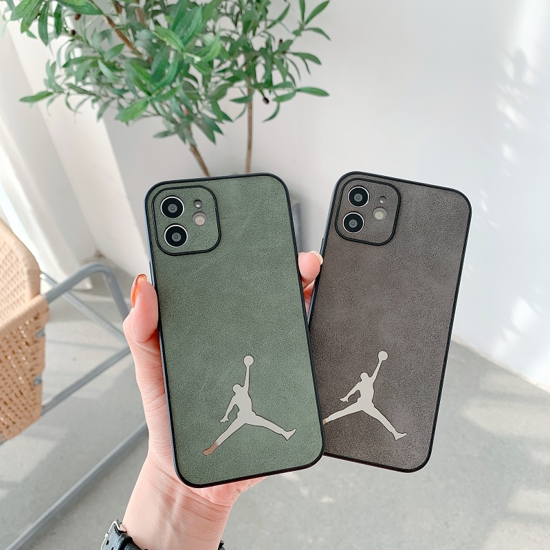 Case Bahan Kulit Tahan Pecah Desain Pemain Basket Untuk iphone 13 12 11 pro max XR xsmax 7 8 plus se2