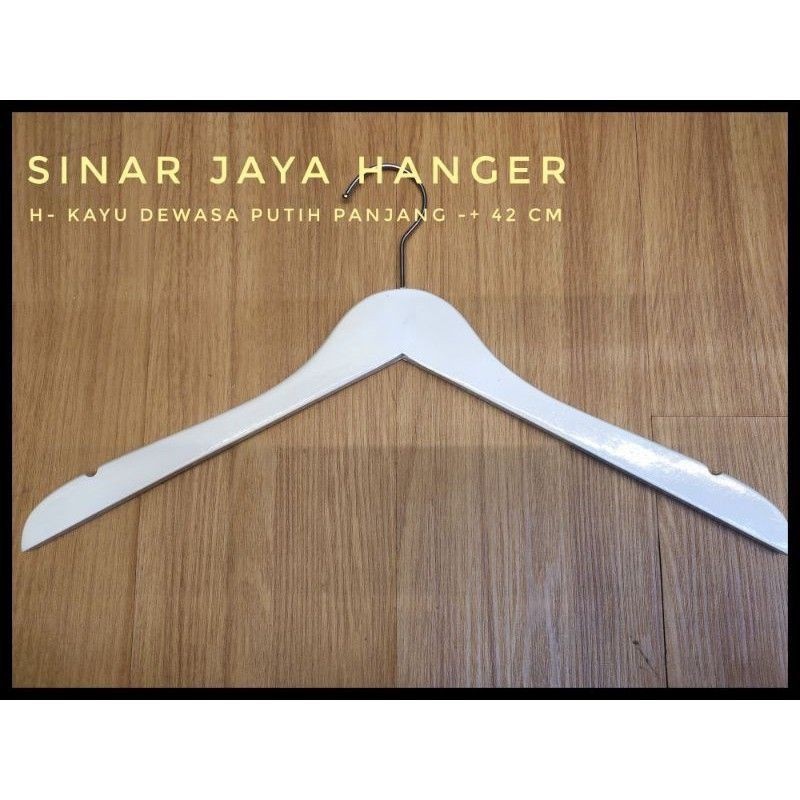 hanger kayu putih dewasa uk kurang lebih 42 cmharga per pcs