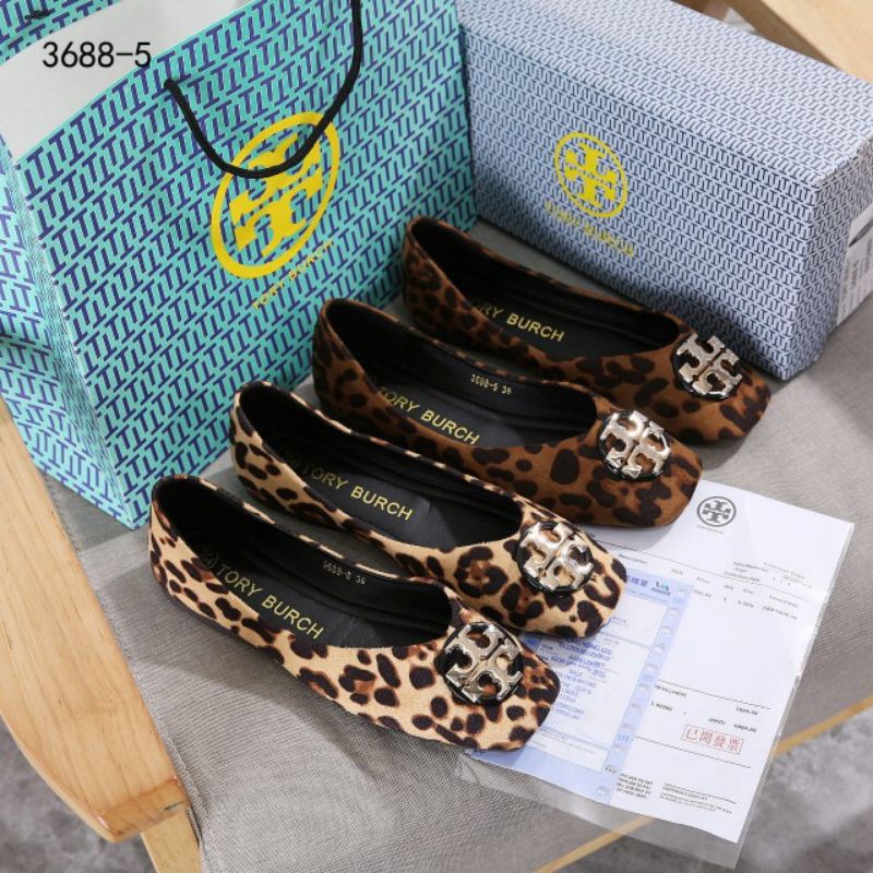 tory burch leopard pumps