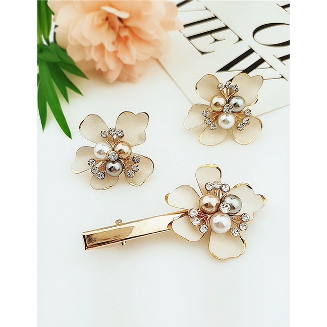 LRC Jepit Rambut Fashion Pearl Flower Hairpin Earring Set F61982