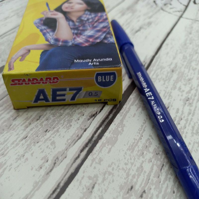 

[1 PACK] Pulpen STANDART PENT AE7 / BALLPOINT/BOLPEN merah, biru, hitam(BULPENT)