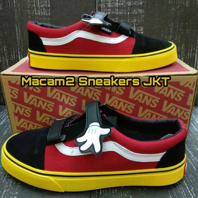 Sepatu Vans Anak OLDSKOOL X MICKEY MOUSE Perekat