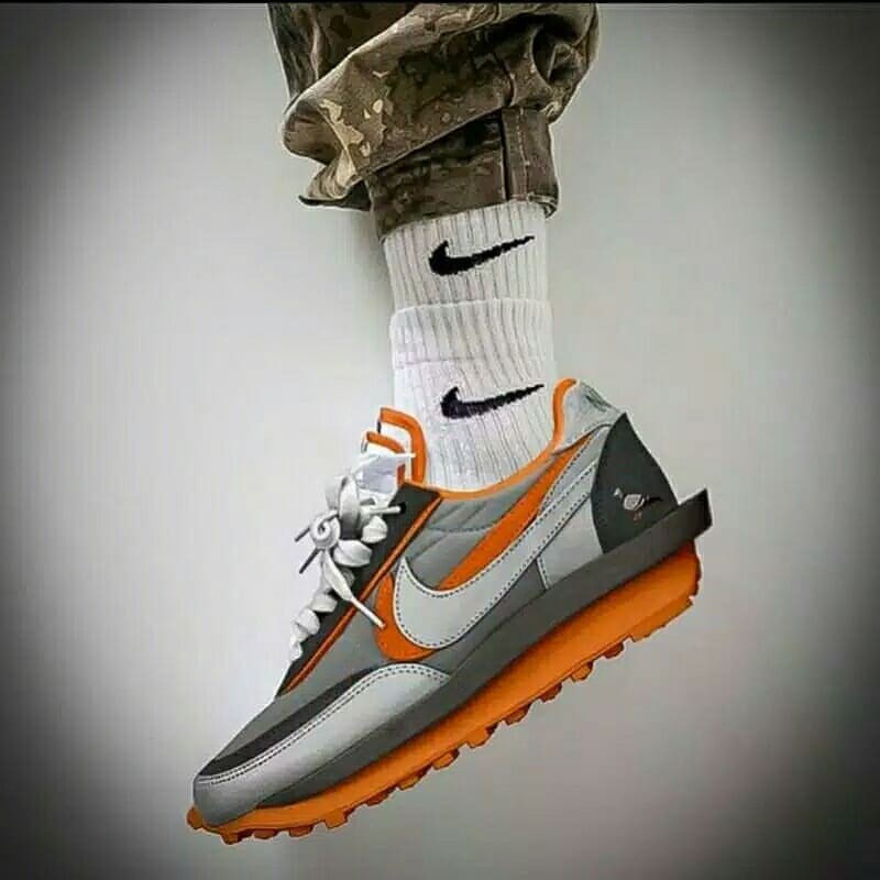 Sepatu Sneakers Pria Nike LDV Waffle Sacai Daybreak Pigeon Wolf Grey Orange Premium Original