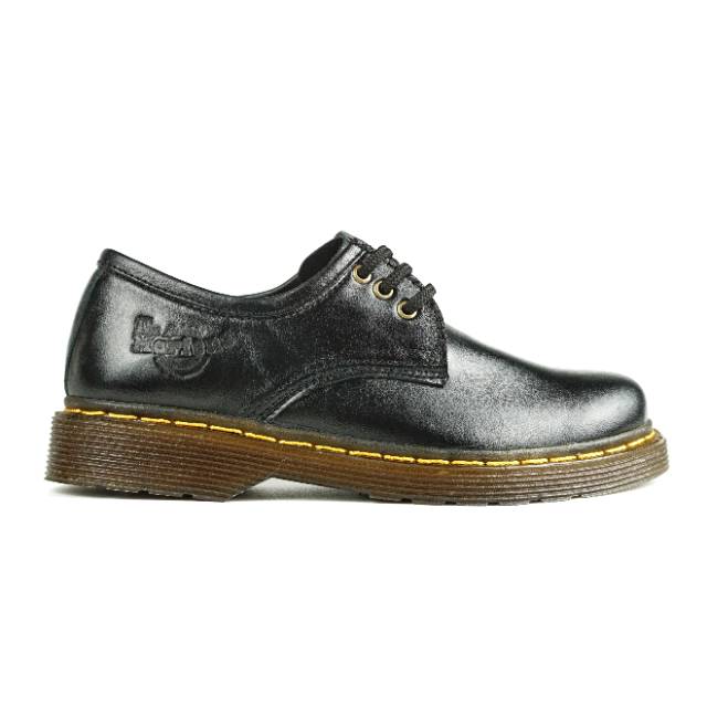 dr martens 1060