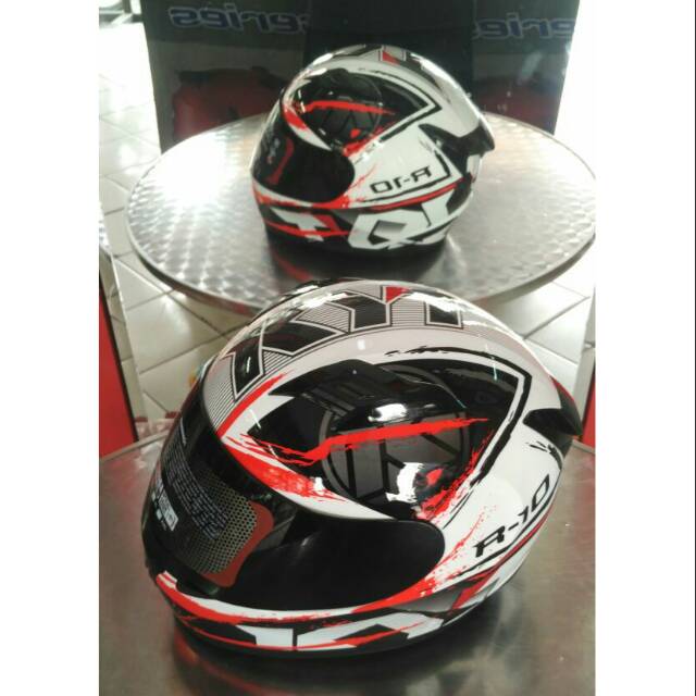 Kyt R10 motif white red