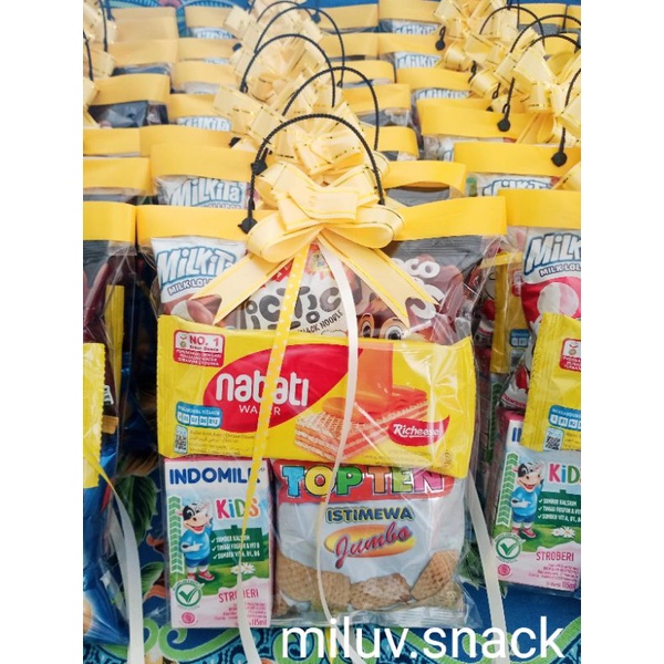 

Souvenir Ultah / Snack Ulang Tahun / Paket Snack Ulang Tahun / Paket Snack Ultah / Snack Ulang Tahun Anak / Souvenir Ulang Tahun Anak / Snack Ultah / Paket Ulang Tahun Anak / Hampers Birthday / Snack Box