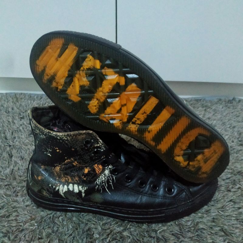 converse metallica