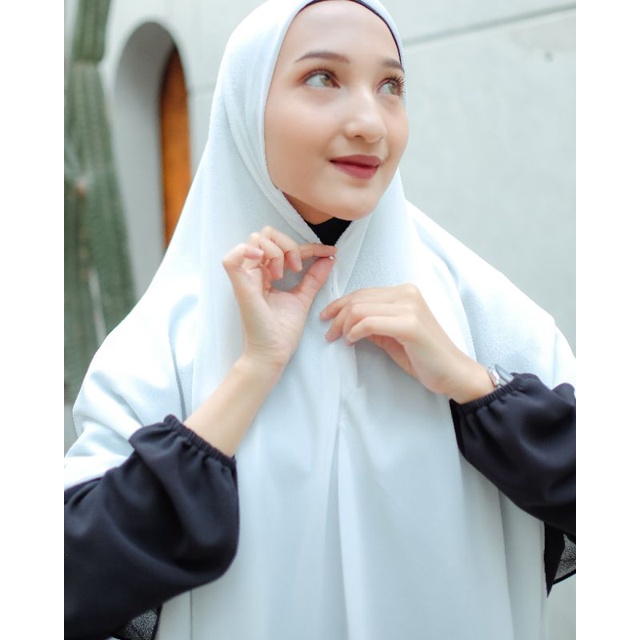 G.N.A.ID HIJAB  - Jennaira Khimar Zipper Syar'i Versi 2 (150 CM*150CM)