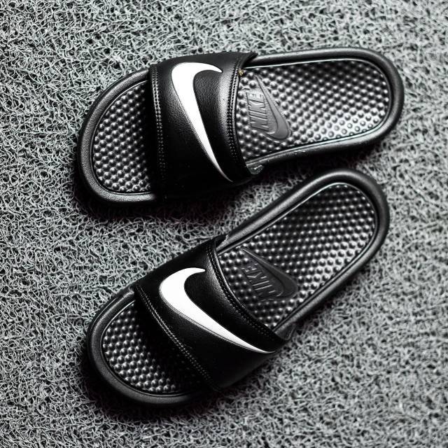  Nike  Sandals  Bennasi Swoosh Black list white Sandal  
