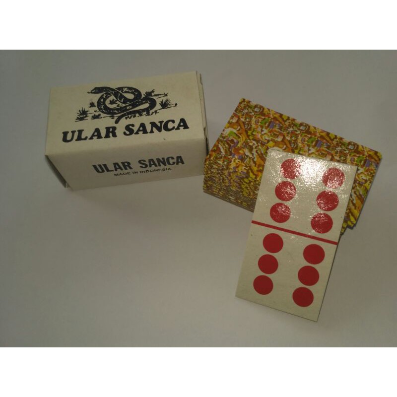 Kartu Domino Ular Sanca Putih
