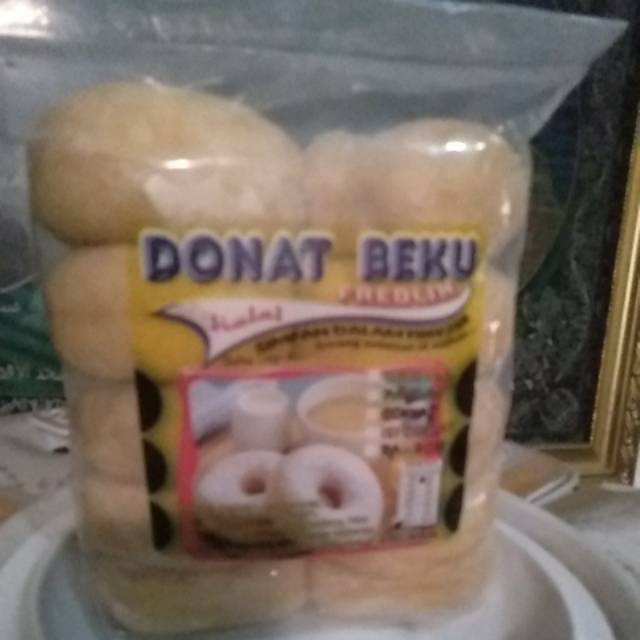 

Donut demplon isi 10 pcs toping dengan gula tabur fresh product
