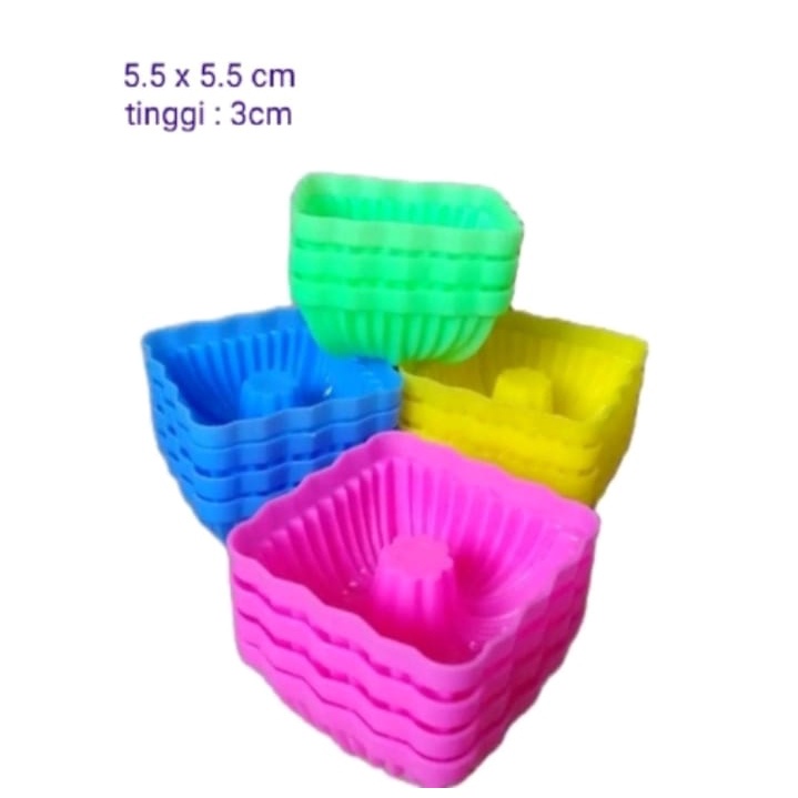 Cetakan Jelly Puding Agar-agar / Cetakan Putu Ayu / Cetakan Kue Bolu/ Bolu Kukus Plastik isi 1pcs
