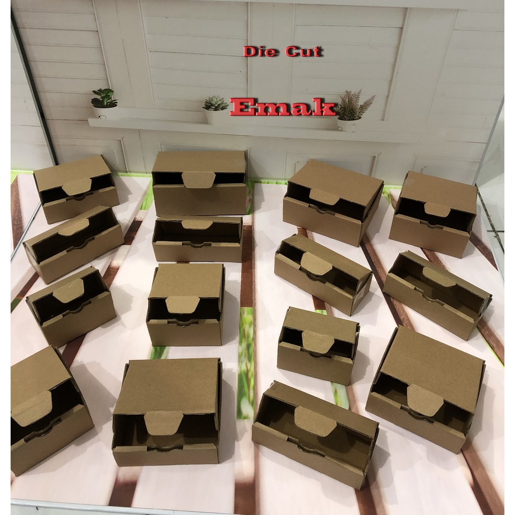 kardus uk.25x15x7 cm  kotak box karton Die Cut-5