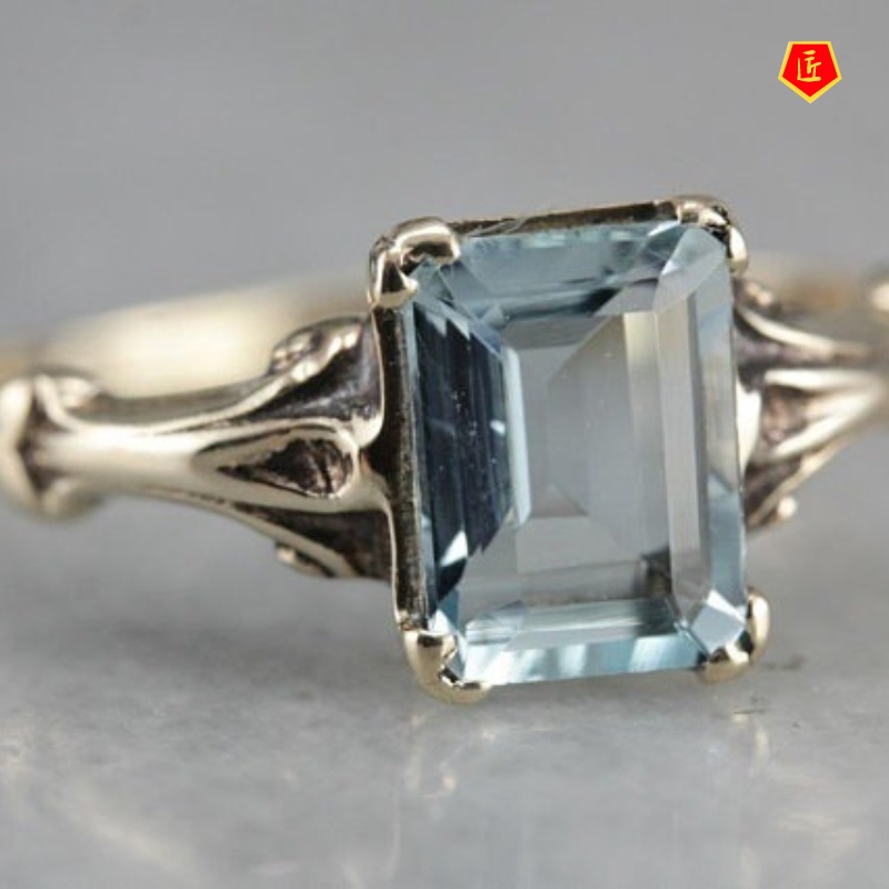 [Ready Stock]Women's Retro Classic Heart-Shaped Sea Blue Topaz 14K Gold Ring