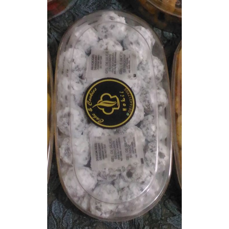 

Snowball Oreo Hokii Cakery