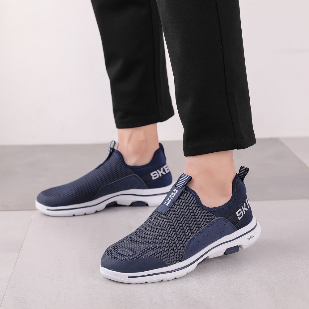 SKECHERS sepatu pria kasual kekinian slip on trendy