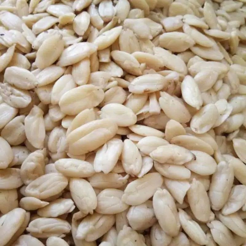 

Kacang Kenari Utuh / Cacah Repack 1kg