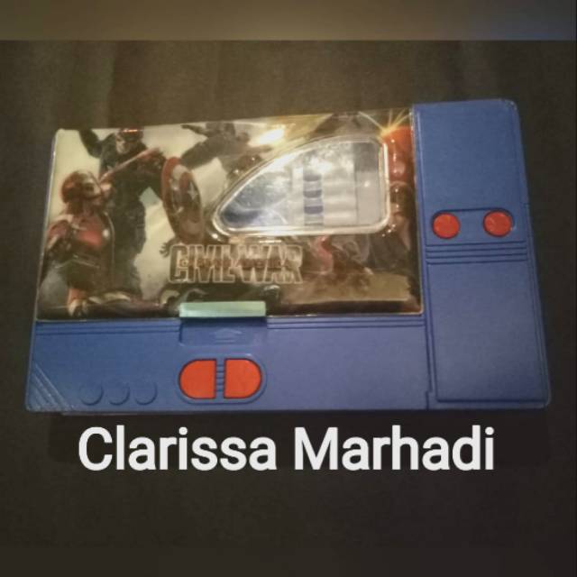 

Kotak Pensil Civil War / Captain Amerika