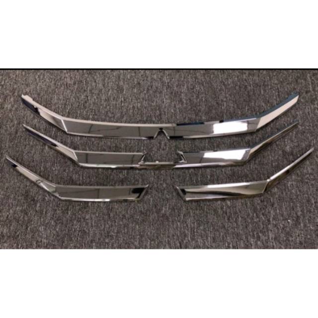 LIST GRILL DEPAN XPANDER