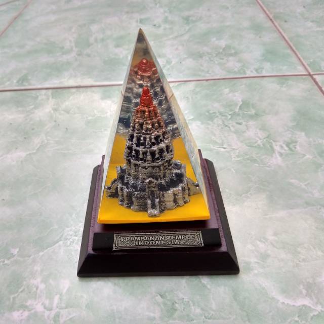 (BISA COD) MINIATUR CANDI PRAMBANAN LIMAS UKURAN KECIL 12x8x8 cm BAHAN FIBERGLASS KRISTAL DEKORASI