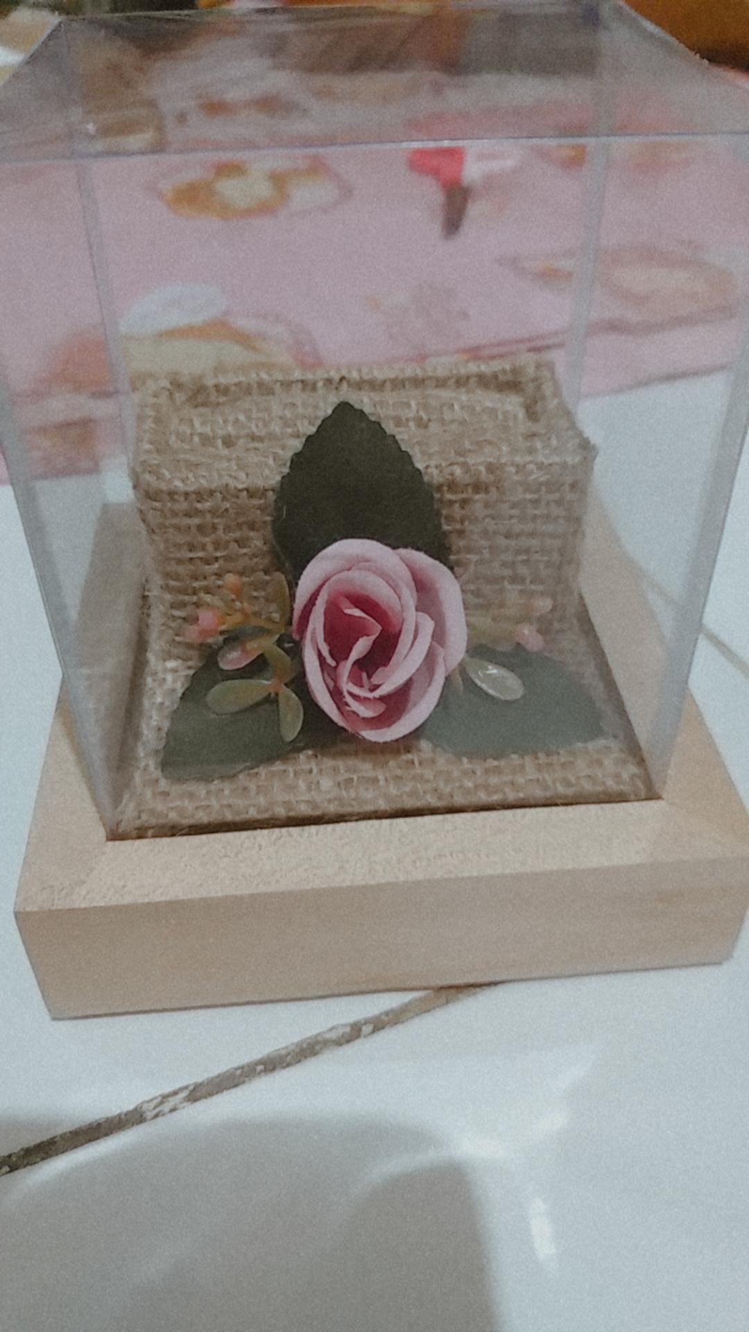 Tempat Cincin Kayu Rustic Bunga Tutup Mika - Kcr