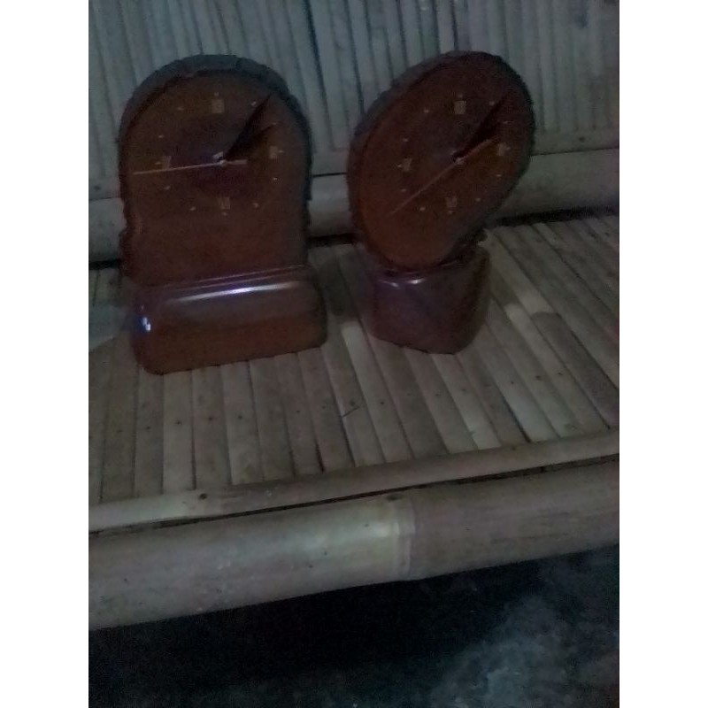 jam meja unik kayu