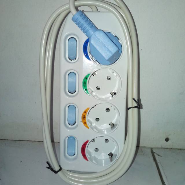 Stop Kontak Kabel 4 Hole Multi Switch