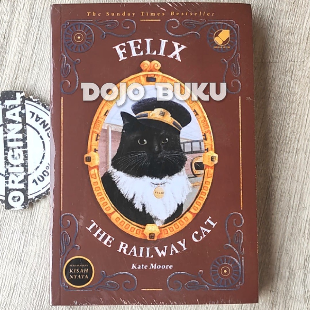 Novel Felix the Railway Cat by Kate Moore