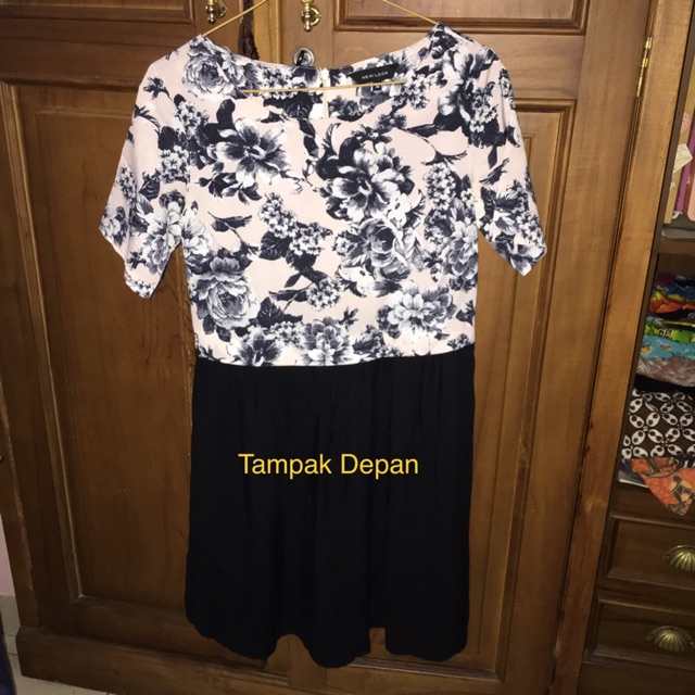 (PRELOVED MULUS) Dress NEW LOOK size 10