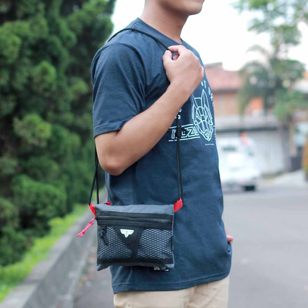 Tas Sling Bag Sacoche - Tas Selempang Handphone Mini Bag Pria Keren Slingbag Kecil Terbaru