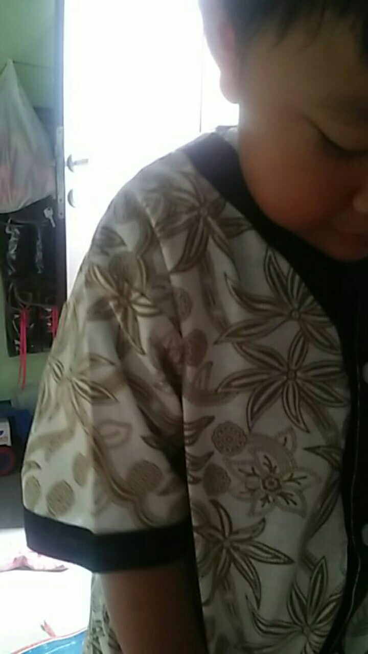 Piyama Batik Anak Motif Elegan Untuk Cowok Cewek Di Pakai Anak Usia 1-5 Tahun Bahan Katun Dan Adem.