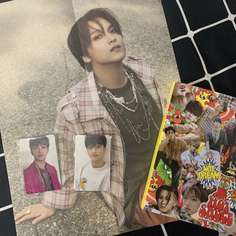 NCT DREAM HOT SAUCE CHILLING VERSION MARK PHOTOCARD HAECHAN FOLDED POSTER