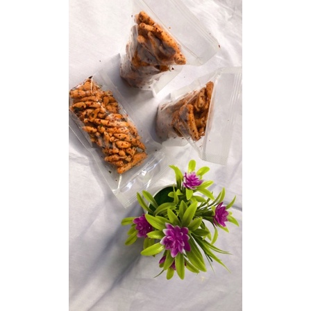 

Basreng pedas daun jeruk