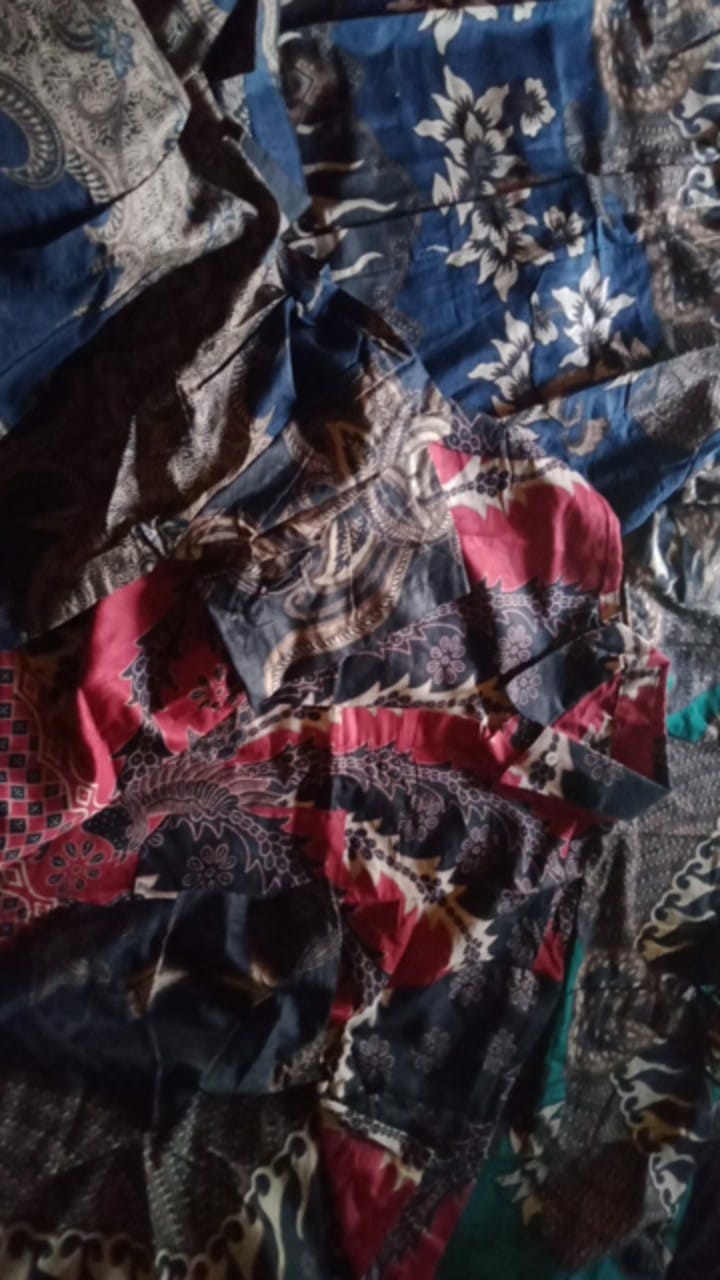 M, L, Xl, Xxl Hem Kemeja Batik Pria Lengan Pendek Terviral  Batik Original Pekalongan