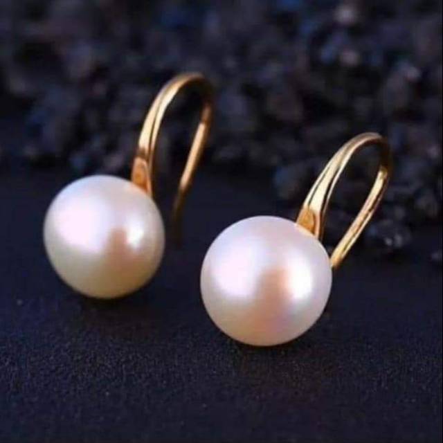 Giwang mutiara lombok