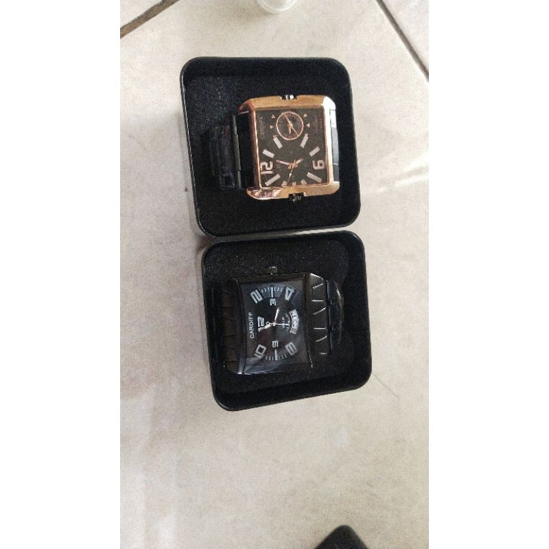 jam tangan CARDIFF